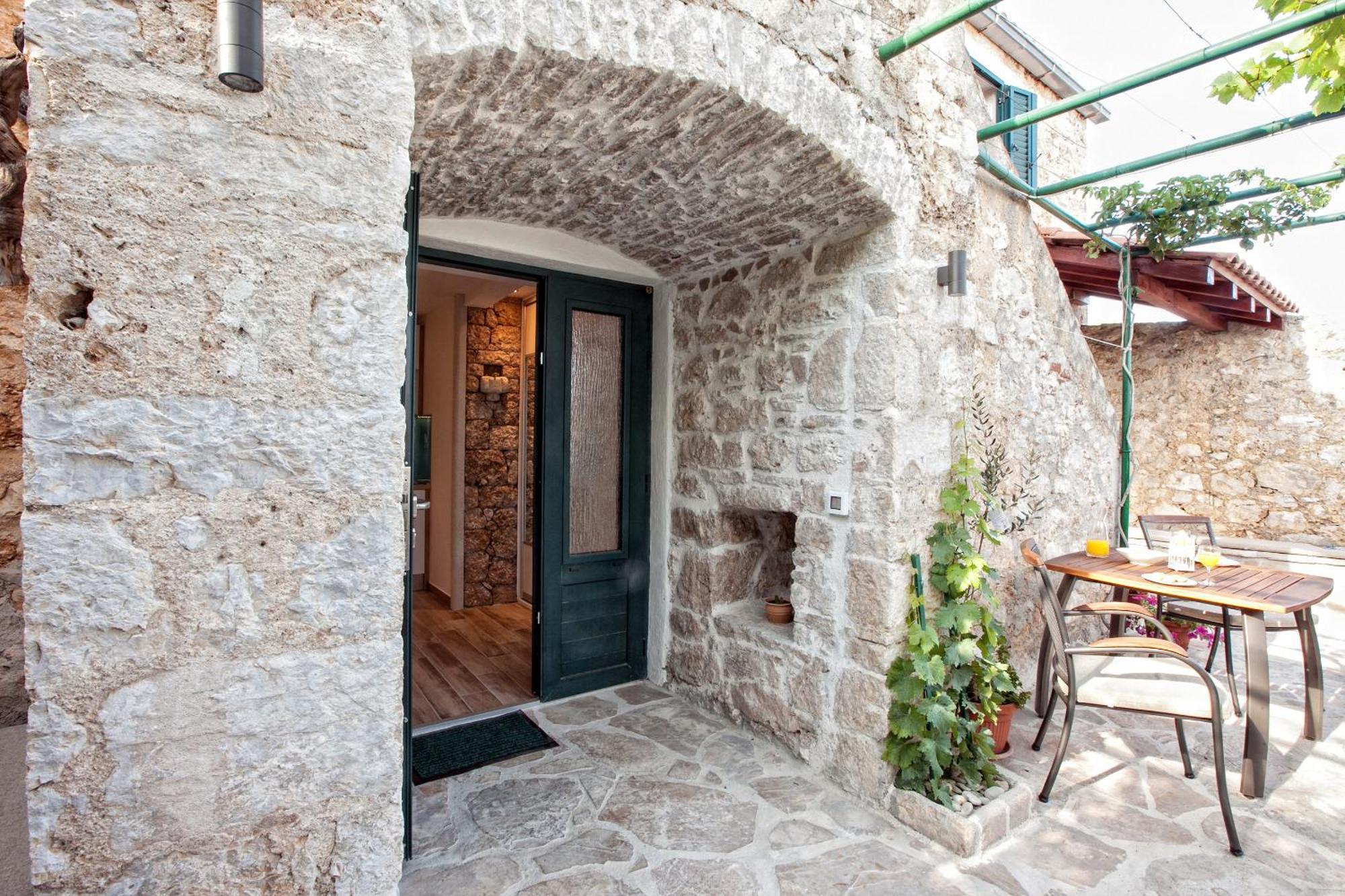 Paradise Stone Apartments Bol Chambre photo