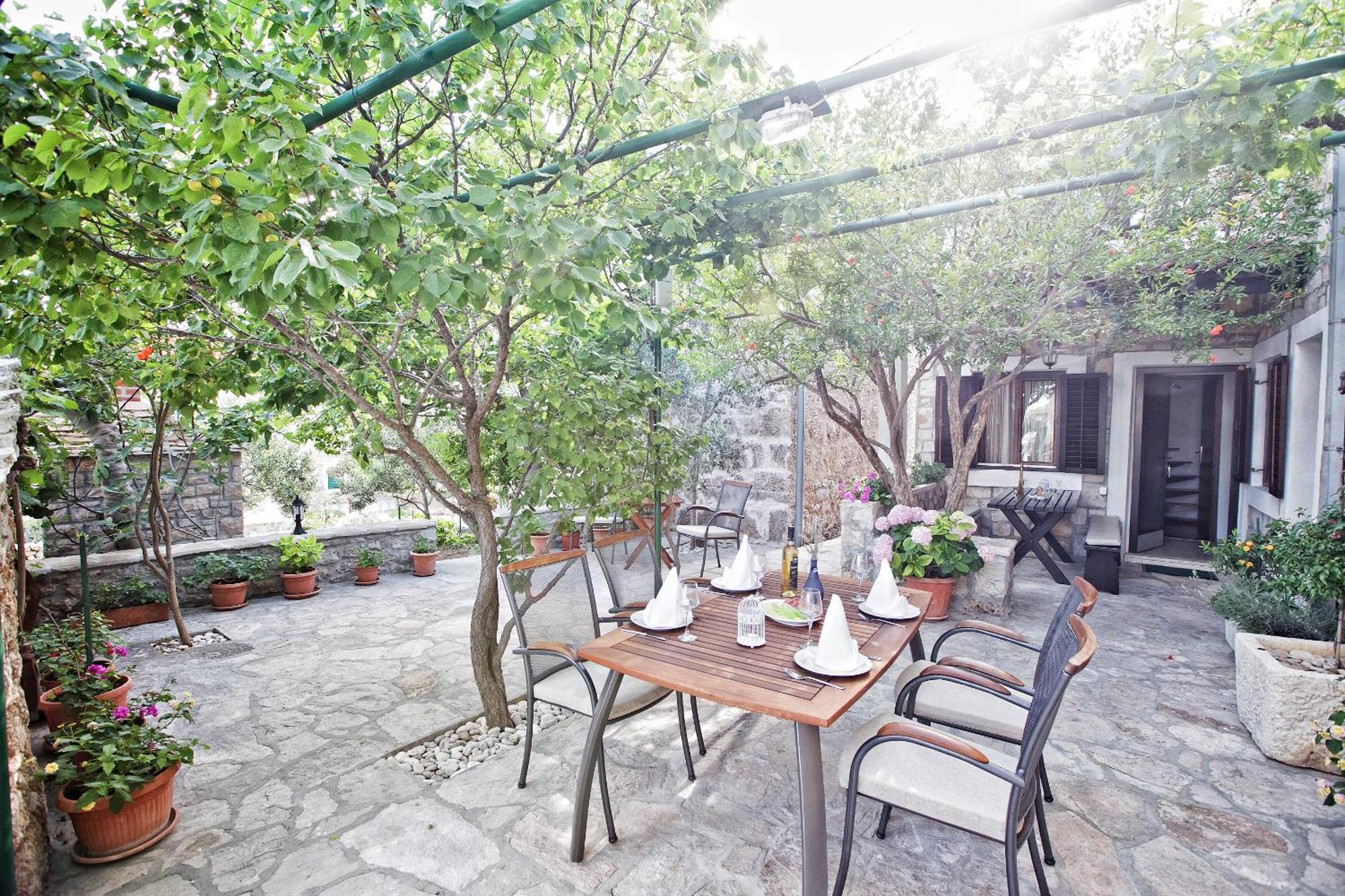 Paradise Stone Apartments Bol Chambre photo