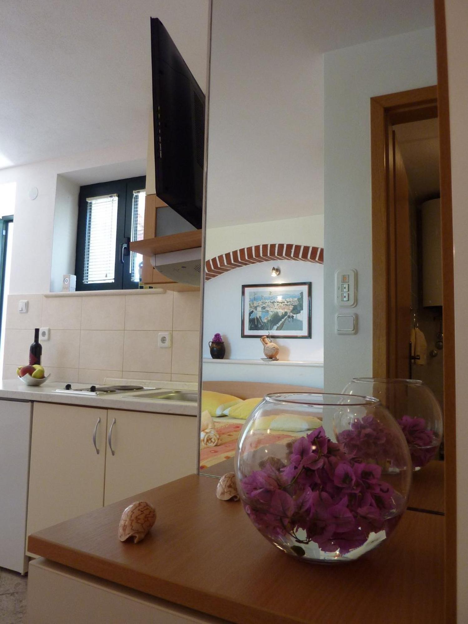 Paradise Stone Apartments Bol Chambre photo