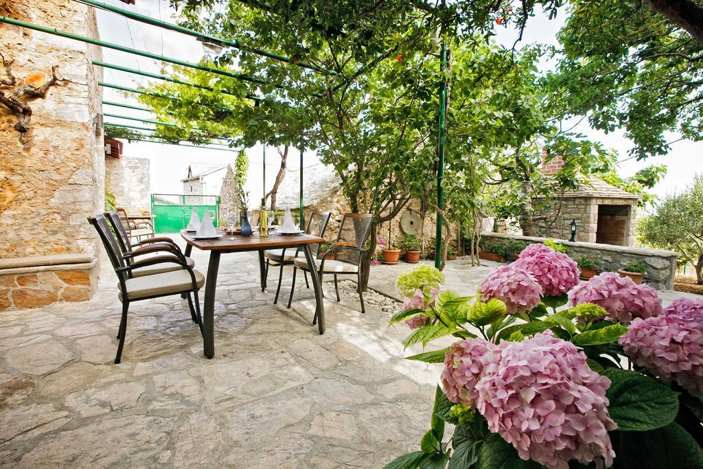 Paradise Stone Apartments Bol Extérieur photo